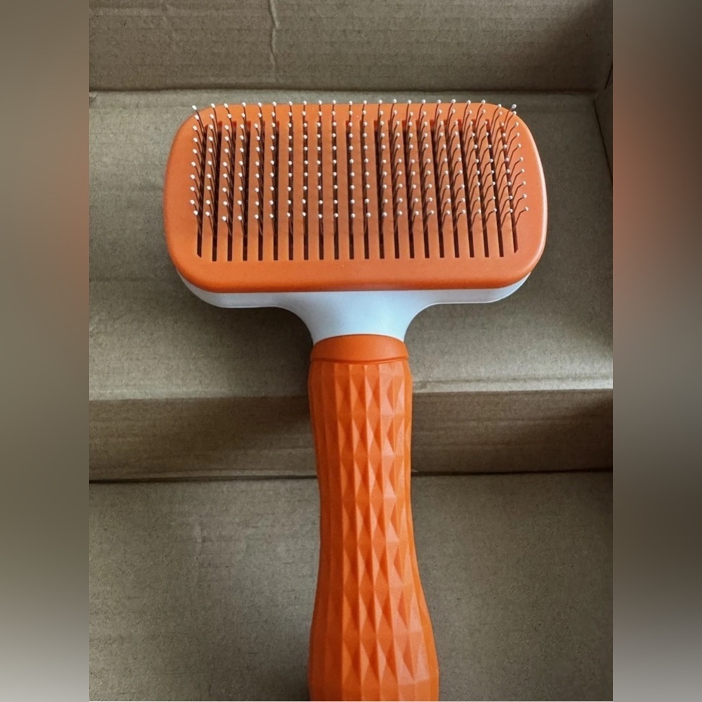 Self Cleaning Pet Grooming Slicker Brush Dog Cat Hair Remover Orange New Unused - Picture 3 of 11
